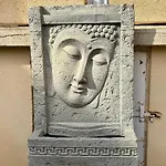 Villa.h Garden *