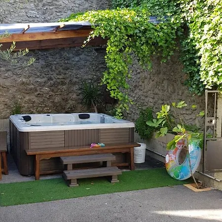 Villa.h Garden * Cramant