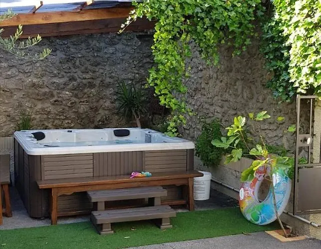 Villa.h Garden * Cramant